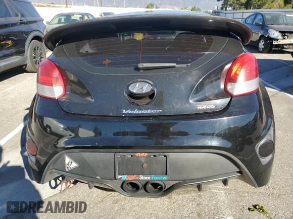 ✅ 2013 Hyundai Veloster Turbo • VIN: KMHTC6AE6DU109669 • Lot: 79142444. Wystawiony na Copart z przebiegiem 89 755 mil. Bezpłatny archiwum sprzedaży aukcyjnych z USA i szczegółowy raport historii pojazdu na DreamBid. Zdjęcie 6.