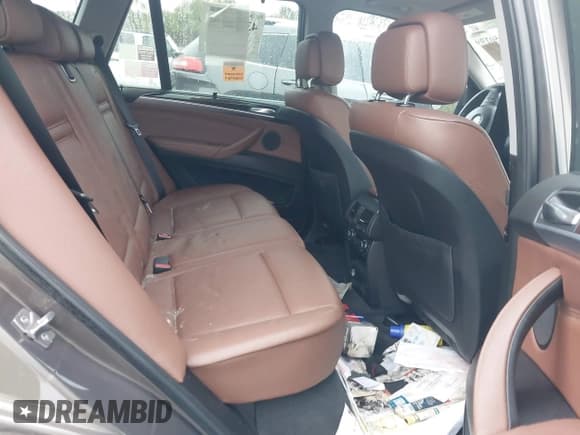 ✅ 2011 BMW X5 35d • VIN: 5UXZW0C53BL657758 • Lot: 43450199. Wystawiony na IAAI z przebiegiem 176 070 mil. Bezpłatny archiwum sprzedaży aukcyjnych z USA i szczegółowy raport historii pojazdu na DreamBid. Zdjęcie 8.