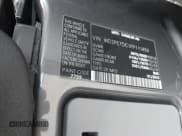 ✅ 2015 Mercedes-Benz Sprinter Passenger • VIN: WDZPE7DC1FP111850 • Lot: 41920037. Wystawiony na IAAI z przebiegiem 127 121 mil. Bezpłatny archiwum sprzedaży aukcyjnych z USA i szczegółowy raport historii pojazdu na DreamBid. Zdjęcie 9.