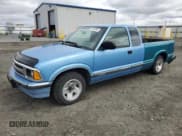 ✅ 1996 Chevrolet S-10 LS • VIN: 1GCCS19X5T8216266 • Лот: 51624595. Опубликован ранее на Copart с пробегом 185 714 миль. Бесплатный доступ к архиву аукционных продаж из США и подробный отчёт об истории автомобиля на DreamBid. Изображение 1.