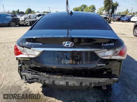 2013 Hyundai Sonata Limited с VIN KMHEC4A49DA070517, выставлен на аукционе Copart как лот 87459925 с пробегом 147 318 миль миль и Списание • Salvage title. История ставок и продаж доступна на DreamBid. Изображение 6.