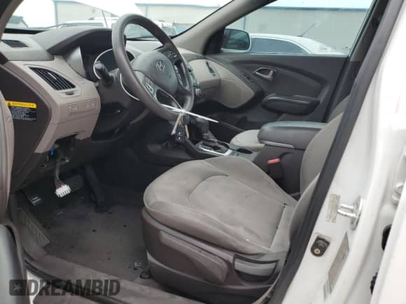 2014 Hyundai Tucson GLS z VIN KM8JT3AF8EU817843, wystawiony jako Copart lot #72648824 z przebiegiem 119 134 mil mil oraz Szkoda całkowita • Salvage title. Historia ofert i sprzedaży dostępna na DreamBid. Obrazek 7.