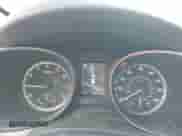 2017 Hyundai Santa Fe 2.4L с VIN 5NMZT3LB9HH009868, выставлен на аукционе IAAI как лот 43376479 с пробегом 126 203 миль миль и . История ставок и продаж доступна на DreamBid. Изображение 7.