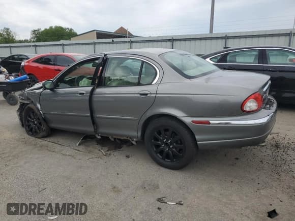 ✅ 2003 Jaguar X-Type • VIN: SAJEB52D33XD54978 • Lot: 58027805. Listed on Copart with Not provided. Free auction sales archive from the USA and detailed vehicle history report at DreamBid. Image 2.