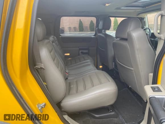 ✅ 2003 Hummer H2 • VIN: 5GRGN23UX3H112710 • Лот: 53854185. Опубликован ранее на Copart с пробегом 64 686 миль. Бесплатный доступ к архиву аукционных продаж из США и подробный отчёт об истории автомобиля на DreamBid. Изображение 6.