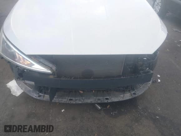 ✅ 2019 Hyundai Elantra Value Edition • VIN: 5NPD84LFXKH433218 • Lot: 43276120. Listed on IAAI with 64,082 mi. Free auction sales archive from the USA and detailed vehicle history report at DreamBid. Image 6.