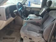 ✅ 2002 Chevrolet Tahoe LS • VIN: 1GNEK13Z22R268960 • Lot: 58198625. Listed on Copart with 199,984 mi. Free auction sales archive from the USA and detailed vehicle history report at DreamBid. Image 7.