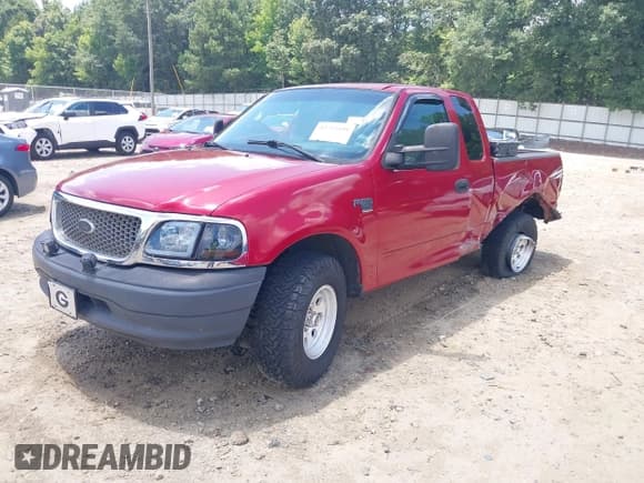 ✅ 2003 Ford F-150 XL • VIN: 2FTRX17W33CB09116 • Lot: 42722559. Listed on IAAI with 182,826 mi. Free auction sales archive from the USA and detailed vehicle history report at DreamBid. Image 2.