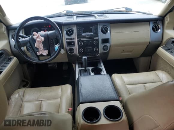 ✅ 2017 Ford Expedition XLT • VIN: 1FMJU1HT1HEA09328 • Lot: 86293925. Listed on Copart with 180,694 mi. Free auction sales archive from the USA and detailed vehicle history report at DreamBid. Image 8.