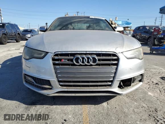 ✅ 2013 Audi S5 Premium Plus • VIN: WAUCGAFR3DA006781 • Lot: 80202965. Wystawiony na Copart z przebiegiem 156 318 mil. Bezpłatny archiwum sprzedaży aukcyjnych z USA i szczegółowy raport historii pojazdu na DreamBid. Zdjęcie 5.