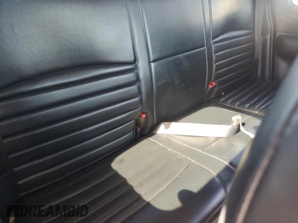 ✅ 2000 Ford F-150 XL • VIN: 2FTRX07LXYCB08102 • Lot: 86685915. Wystawiony na Copart z przebiegiem Nie podano. Bezpłatny archiwum sprzedaży aukcyjnych z USA i szczegółowy raport historii pojazdu na DreamBid. Zdjęcie 10.