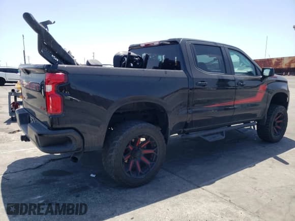 ✅ 2022 Chevrolet Silverado 1500 RST • VIN: 2GCPADED6N1508743 • Lot: 57285125. Listed on Copart with 41,643 mi. Free auction sales archive from the USA and detailed vehicle history report at DreamBid. Image 3.