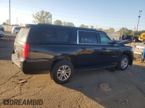 ✅ 2015 Chevrolet Suburban LT • VIN: 1GNSKJKCXFR118424 • Lot: 82207545. Wystawiony na Copart z przebiegiem 148 154 mil. Bezpłatny archiwum sprzedaży aukcyjnych z USA i szczegółowy raport historii pojazdu na DreamBid. Zdjęcie 3.