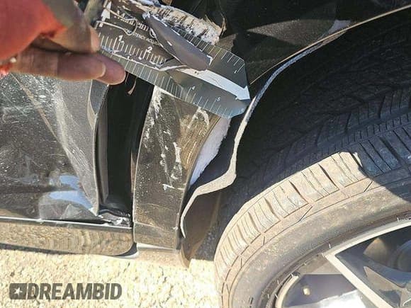 ✅ 2025 Chevrolet Traverse AWD High Country • VIN: 1GNEVKRS6SJ176899 • Lot: 43658756. Wystawiony na IAAI z przebiegiem 18 060 mil. Bezpłatny archiwum sprzedaży aukcyjnych z USA i szczegółowy raport historii pojazdu na DreamBid. Zdjęcie 33.