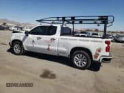 ✅ 2020 Chevrolet Silverado 1500 Custom • VIN: 1GCRWBEF1LZ102082 • Lot: 73054144. Wystawiony na Copart z przebiegiem 63 443 mil. Bezpłatny archiwum sprzedaży aukcyjnych z USA i szczegółowy raport historii pojazdu na DreamBid. Zdjęcie 2.