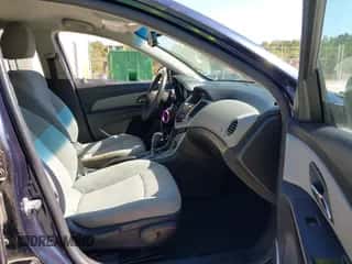 2011 Chevrolet Cruze 1LT с VIN 1G1PF5S97B7222432, выставлен на аукционе IAAI как лот 43535433 с пробегом 145 198 миль миль и . История ставок и продаж доступна на DreamBid. Изображение 5.