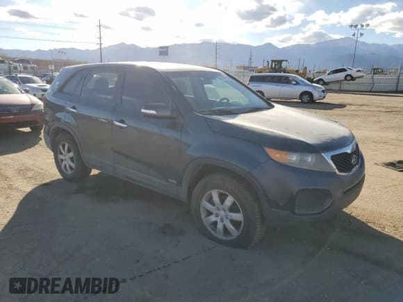 ✅ 2011 Kia Sorento LX • VIN: 5XYKTCA12BG002497 • Lot: 93890055. Listed on Copart with Not provided. Free auction sales archive from the USA and detailed vehicle history report at DreamBid. Image 4.