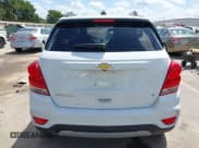 ✅ 2020 Chevrolet Trax LT • VIN: KL7CJPSBXLB313631 • Lot: 42590312. Wystawiony na IAAI z przebiegiem 57 032 mil. Bezpłatny archiwum sprzedaży aukcyjnych z USA i szczegółowy raport historii pojazdu na DreamBid. Zdjęcie 16.