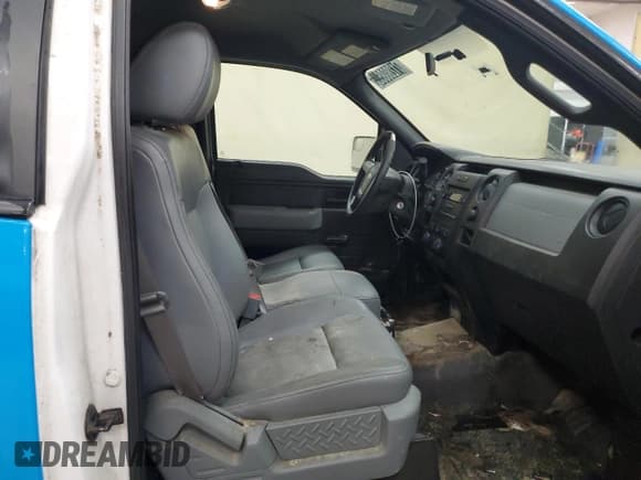 ✅ 2014 Ford F-150 XL • VIN: 1FTMF1EM7EKD09381 • Lot: 71280855. Listed on Copart with 277,984 mi. Free auction sales archive from the USA and detailed vehicle history report at DreamBid. Image 10.