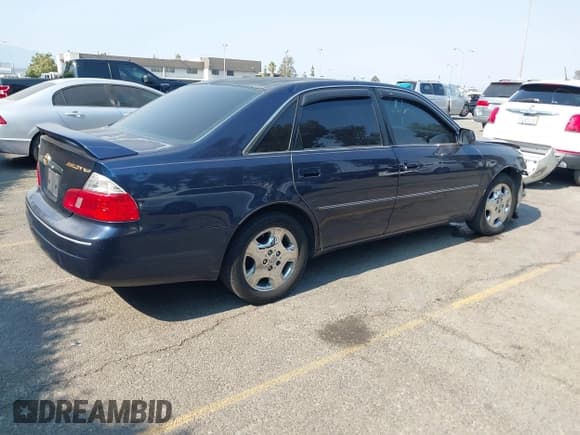 ✅ 2004 Toyota Avalon XL • VIN: 4T1BF28B54U356432 • Лот: 42896188. Опубликован ранее на IAAI с пробегом 170 329 миль. Бесплатный доступ к архиву аукционных продаж из США и подробный отчёт об истории автомобиля на DreamBid. Изображение 4.