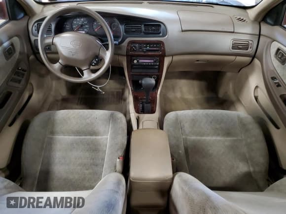 ✅ 2000 Nissan Altima XE • VIN: 1N4DL01D8YC242769 • Lot: 70635434. Wystawiony na Copart z przebiegiem 172 604 mil. Bezpłatny archiwum sprzedaży aukcyjnych z USA i szczegółowy raport historii pojazdu na DreamBid. Zdjęcie 8.