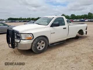 2009 Dodge 1500 SLT с VIN 1D3HB16P39J512972, выставлен на аукционе Copart как лот 66386705 с пробегом 263 913 миль миль и Чистый • Clean title. История ставок и продаж доступна на DreamBid. Изображение 1.