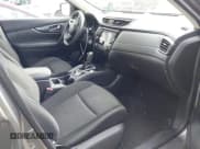 ✅ 2018 Nissan Rogue S • VIN: KNMAT2MV5JP542474 • Лот: 43695172. Опубликован ранее на IAAI с пробегом 97 622 миль. Бесплатный доступ к архиву аукционных продаж из США и подробный отчёт об истории автомобиля на DreamBid. Изображение 5.