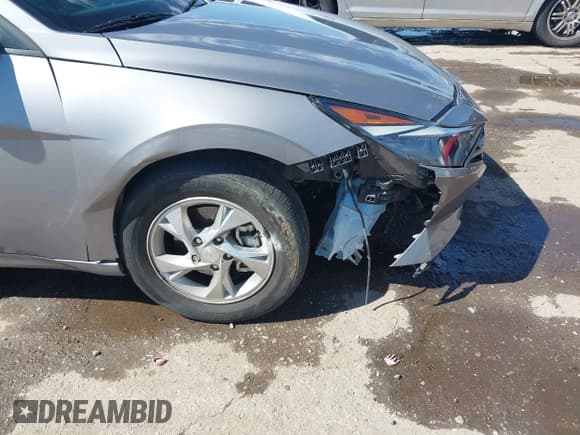 ✅ 2023 Hyundai Elantra SE • VIN: KMHLL4AG6PU575998 • Лот: 43329620. Опубликован ранее на IAAI с пробегом 15 275 миль. Бесплатный доступ к архиву аукционных продаж из США и подробный отчёт об истории автомобиля на DreamBid. Изображение 17.