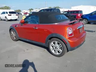 ✅ 2013 MINI Roadster • VIN: WMWSY1C55DT311925 • Lot: 43757747. Wystawiony na IAAI z przebiegiem 118 227 mil. Bezpłatny archiwum sprzedaży aukcyjnych z USA i szczegółowy raport historii pojazdu na DreamBid. Zdjęcie 3.