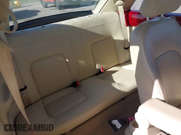 ✅ 2008 Volkswagen Beetle S • VIN: 3VWRW31C68M500718 • Lot: 42209893. Listed on IAAI with 118,162 mi. Free auction sales archive from the USA and detailed vehicle history report at DreamBid. Image 8.