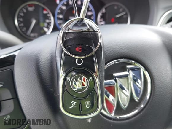 ✅ 2024 Buick Enclave Premium • VIN: 5GAERCKW4RJ114123 • Lot: 42382981. Wystawiony na IAAI z przebiegiem 54 071 mil. Bezpłatny archiwum sprzedaży aukcyjnych z USA i szczegółowy raport historii pojazdu na DreamBid. Zdjęcie 11.