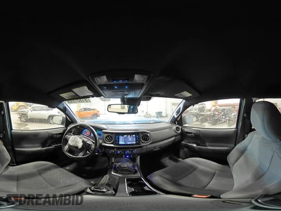 ✅ 2018 Toyota Tacoma TRD Off Road • VIN: 5TFCZ5AN2JX136231 • Лот: 91957995. Опубликован ранее на Copart с пробегом 106 705 миль. Бесплатный доступ к архиву аукционных продаж из США и подробный отчёт об истории автомобиля на DreamBid. Изображение 15.