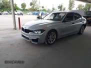 ✅ 2014 BMW 3 Series 320i • VIN: WBA3B1C53EK133557 • Lot: 43502867. Listed on IAAI with 172,220 mi. Free auction sales archive from the USA and detailed vehicle history report at DreamBid. Image 2.