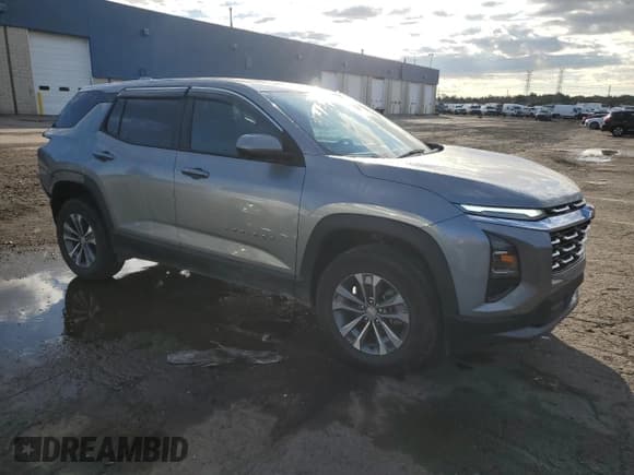 ✅ 2026 Chevrolet Equinox AWD LT • VIN: 3GNAXPEG8TL133568 • Lot: 85352015. Wystawiony na Copart z przebiegiem 15 749 mil. Bezpłatny archiwum sprzedaży aukcyjnych z USA i szczegółowy raport historii pojazdu na DreamBid. Zdjęcie 4.