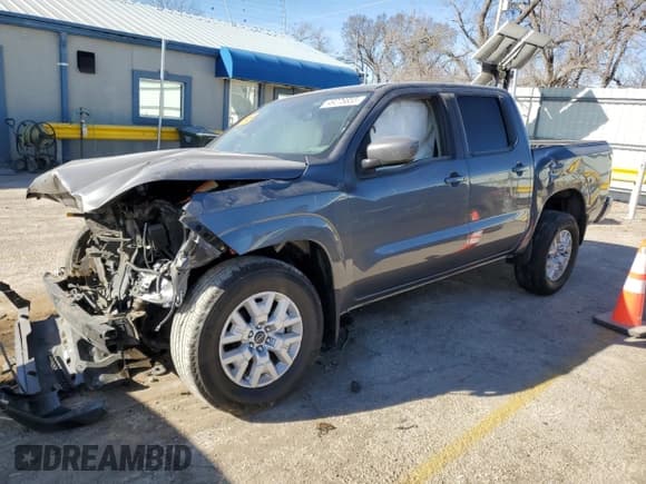 ✅ 2023 Nissan Frontier SV • VIN: 1N6ED1EJ7PN638273 • Lot: 49276655. Wystawiony na Copart z przebiegiem Nie podano. Bezpłatny archiwum sprzedaży aukcyjnych z USA i szczegółowy raport historii pojazdu na DreamBid. Zdjęcie 1.