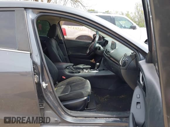 ✅ 2016 Mazda 3 i Sport • VIN: JM1BM1U76G1303329 • Lot: 42138874. Listed on IAAI with 226,813 mi. Free auction sales archive from the USA and detailed vehicle history report at DreamBid. Image 5.