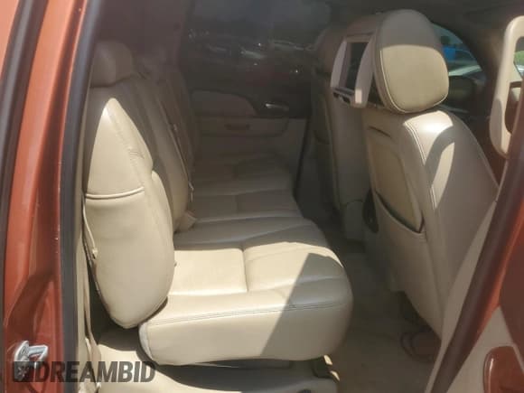 ✅ 2007 Chevrolet Avalanche LTZ • VIN: 3GNEC12027G108522 • Lot: 54950015. Listed on Copart with 188,712 mi. Free auction sales archive from the USA and detailed vehicle history report at DreamBid. Image 10.