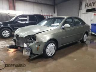 ✅ 2004 Suzuki Forenza S • VIN: KL5JD52Z14K975804 • Lot: 43227455. Wystawiony na Copart z przebiegiem 114 726 mil. Bezpłatny archiwum sprzedaży aukcyjnych z USA i szczegółowy raport historii pojazdu na DreamBid. Zdjęcie 1.