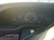 ✅ 1997 Ford Econoline Wagon XL • VIN: 1FBJS31L4VHA70557 • Lot: 85202514. Wystawiony na Copart z przebiegiem 151 362 mil. Bezpłatny archiwum sprzedaży aukcyjnych z USA i szczegółowy raport historii pojazdu na DreamBid. Zdjęcie 9.