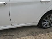 ✅ 2017 Alfa Romeo Giulia • VIN: ZARFAEDN7H7559323 • Lot: 56077015. Wystawiony na Copart z przebiegiem 77 258 mil. Bezpłatny archiwum sprzedaży aukcyjnych z USA i szczegółowy raport historii pojazdu na DreamBid. Zdjęcie 12.