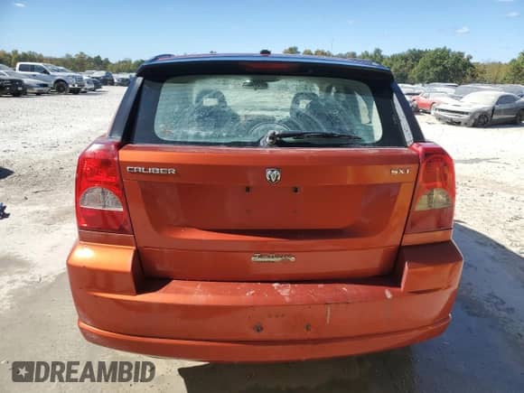 2008 Dodge Caliber SXT с VIN 1B3HB48B78D681015, выставлен на аукционе Copart как лот 75892274 с пробегом 174 508 миль миль и Списание • Salvage title. История ставок и продаж доступна на DreamBid. Изображение 6.