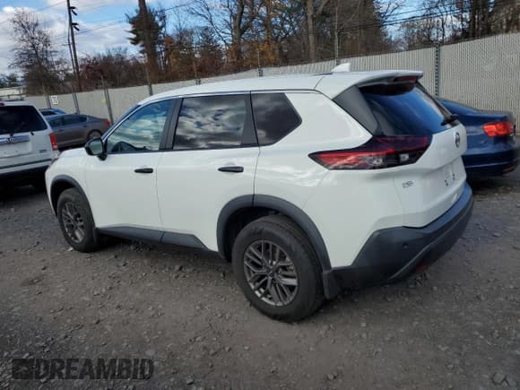 ✅ 2021 Nissan Rogue S • VIN: 5N1AT3AB4MC695189 • Лот: 92270635. Опубликован ранее на Copart с пробегом 47 384 миль. Бесплатный доступ к архиву аукционных продаж из США и подробный отчёт об истории автомобиля на DreamBid. Изображение 2.