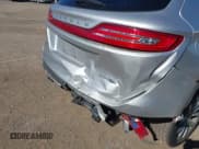 ✅ 2015 Lincoln MKC • VIN: 5LMCJ2A99FUJ44840 • Lot: 43404396. Listed on IAAI with 132,160 mi. Free auction sales archive from the USA and detailed vehicle history report at DreamBid. Image 6.