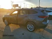 ✅ 2024 Toyota Highlander XLE • VIN: 5TDKDRAH0RS548452 • Lot: 96987105. Listed on Copart with 11,213 mi. Free auction sales archive from the USA and detailed vehicle history report at DreamBid. Image 2.