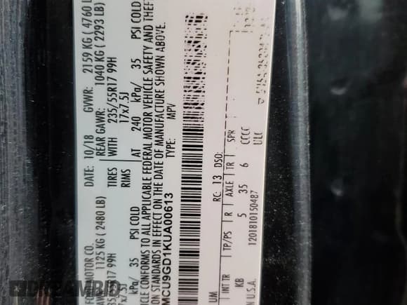 ✅ 2019 Ford Escape SE • VIN: 1FMCU9GD1KUA00613 • Lot: 92022385. Wystawiony na Copart z przebiegiem 99 552 mil. Bezpłatny archiwum sprzedaży aukcyjnych z USA i szczegółowy raport historii pojazdu na DreamBid. Zdjęcie 12.