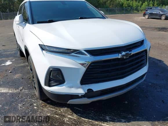 ✅ 2021 Chevrolet Blazer LT • VIN: 3GNKBBRA0MS537631 • Lot: 43196042. Wystawiony na IAAI z przebiegiem 63 876 mil mil. Skorzystaj z bezpłatnego archiwum sprzedaży aukcyjnych z USA i zobacz szczegółowy raport historii pojazdu na DreamBid. Zdjęcie 6.