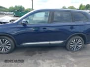 ✅ 2020 Mitsubishi Outlander SE • VIN: JA4AD3A33LZ048315 • Lot: 34935527. Wystawiony na IAAI z przebiegiem 13 986 mil. Bezpłatny archiwum sprzedaży aukcyjnych z USA i szczegółowy raport historii pojazdu na DreamBid. Zdjęcie 14.
