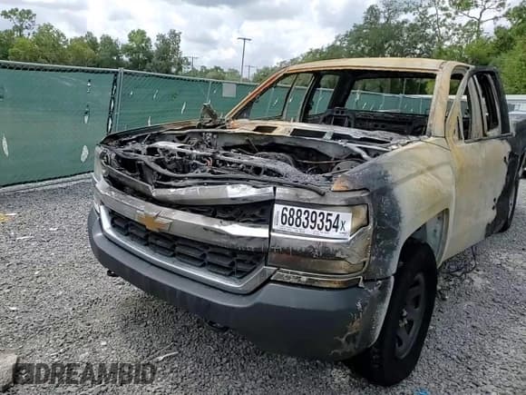 ✅ 2018 Chevrolet Silverado 1500 Work Truck • VIN: 1GCVKNEH9JZ163593 • Lot: 83083814. Wystawiony na Copart z przebiegiem Nie podano. Bezpłatny archiwum sprzedaży aukcyjnych z USA i szczegółowy raport historii pojazdu na DreamBid. Zdjęcie 10.