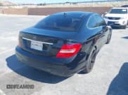✅ 2012 Mercedes-Benz C 250 • VIN: WDDGJ4HB7CF785844 • Lot: 42750461. Wystawiony na IAAI z przebiegiem 125 968 mil. Bezpłatny archiwum sprzedaży aukcyjnych z USA i szczegółowy raport historii pojazdu na DreamBid. Zdjęcie 4.