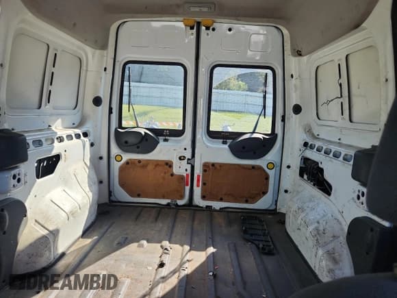 ✅ 2013 Ford Transit Connect XLT • VIN: NM0LS7DN7DT149769 • Lot: 84626875. Listed on Copart with 233,654 mi. Free auction sales archive from the USA and detailed vehicle history report at DreamBid. Image 10.